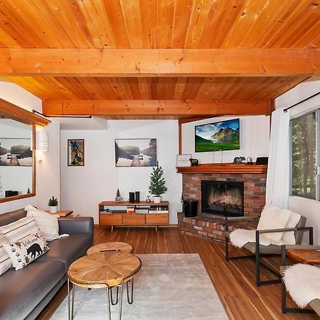 Summit Happy Cabin With Hot Tub! High Speed Ev Hookup, Close To Slopes Биг Бэар Лейк Экстерьер фото